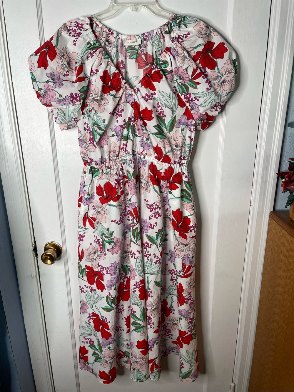 On 34th Dress Medium Floral Puff Sleeves Vneck Maxi Pockets Cotton Red Pink